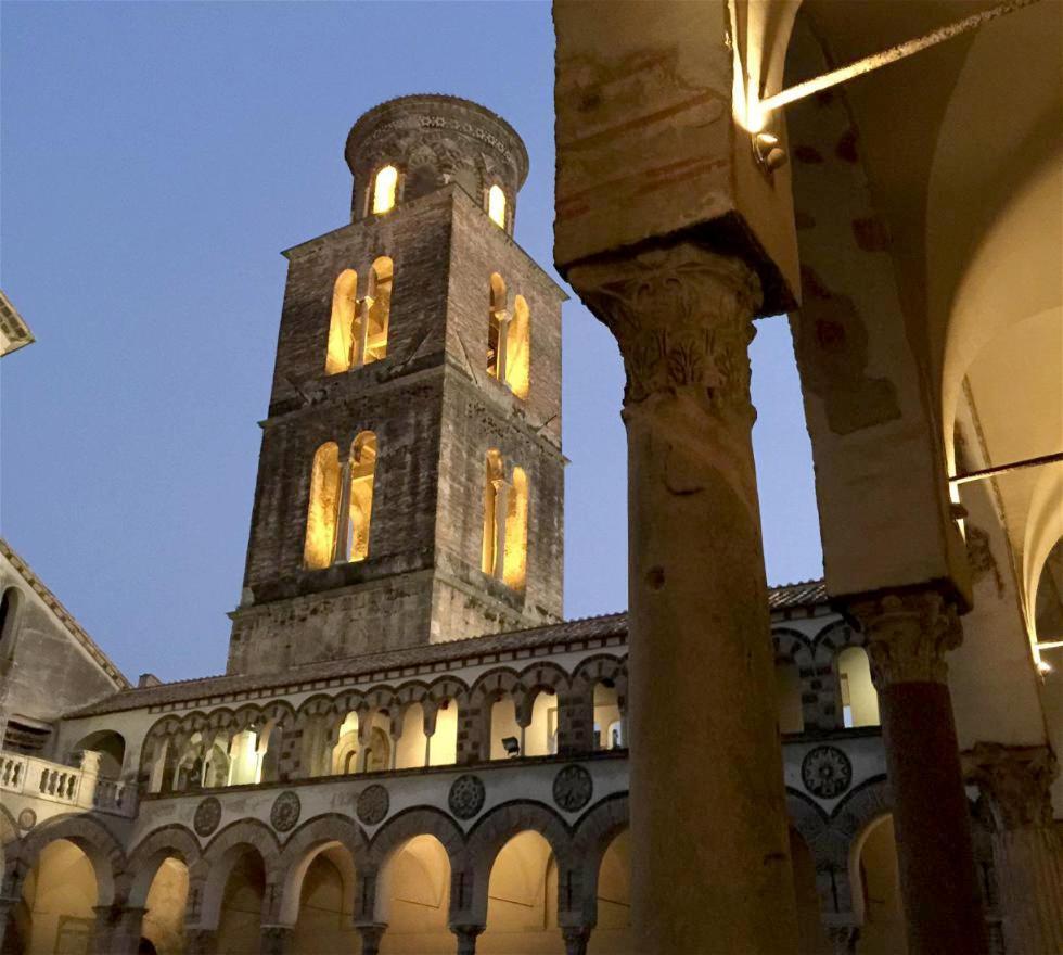 La Porta Dei Leoni *